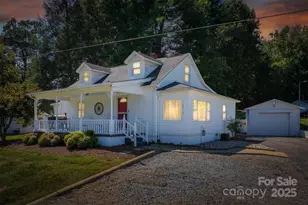 2330 Cedar Rock Cir, Lenoir, NC 28645 - Photo 1