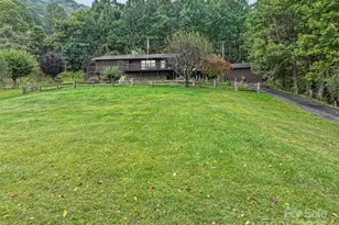 25 Ray Mine Rd, Burnsville, NC 28714 - Photo 1