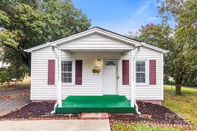 320 S Gaston Street, Dallas, NC 28034 - Photo 1