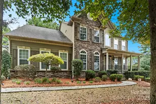 300 Beech Bluff Dr, Mount Holly, NC 28120 - Photo 1