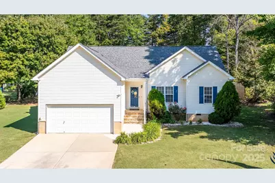 128 Farmdale Drive, Troutman, NC 28166 - Photo 1