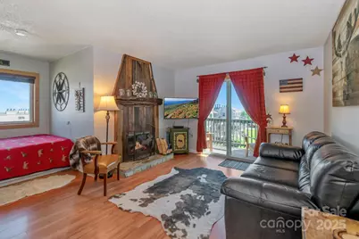 301 Pinnacle Inn Road #1301, Beech Mountain, NC 28604 - Photo 1