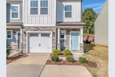 2024 Crooked Oak Lane, York, SC 29745 - Photo 1