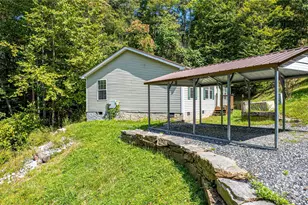 11 Grand Canyon Dr, Hendersonville, NC 28792 - Photo 1