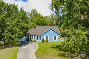 4205 Hounds Run Dr, Matthews, NC 28105 - Photo 1