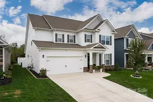 101 Fox Cove Rd, Hendersonville, NC 28792 - Photo 1