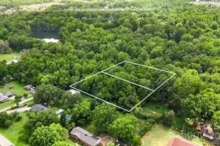 8503 Tuckalake Dr, Charlotte, NC 28215 - Photo 1