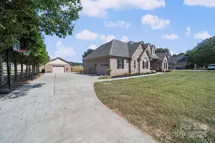 2420 Silverthorne Dr, Monroe, NC 28110 - Photo 1