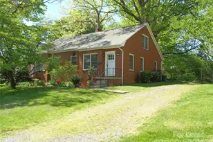 803 Wood St, Statesville, NC 28677 - Photo 1