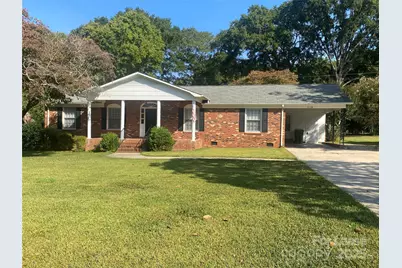 1118 W Meadow Drive W, Lancaster, SC 29720 - Photo 1