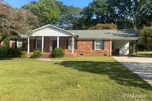 1118 W Meadow Dr W, Lancaster, SC 29720 - Photo 1