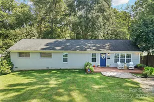 3734 Dunwoody Dr, Charlotte, NC 28215 - Photo 1