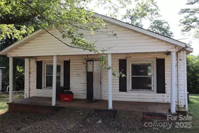 216 N Davis Avenue, Newton, NC 28658 - Photo 1