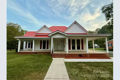 622 E Iredell Avenue, Mooresville, NC 28115 - Photo 1