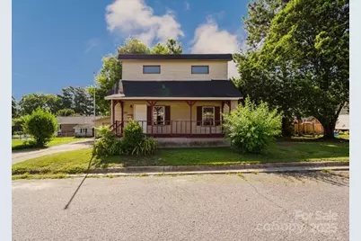 122 Orange Street, Lumberton, NC 28358 - Photo 1