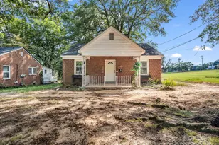 304 Grice St, Shelby, NC 28150 - Photo 1