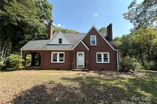 4216 N Center St, Hickory, NC 28601 - Photo 1