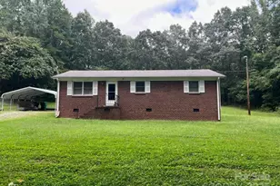 4988 Fairview Ct, Trinity, NC 27370 - Photo 1