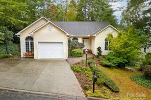 54 Wintergreen Dr, Brevard, NC 28712 - Photo 1