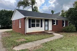 1835 West Blvd, Charlotte, NC 28208 - Photo 1