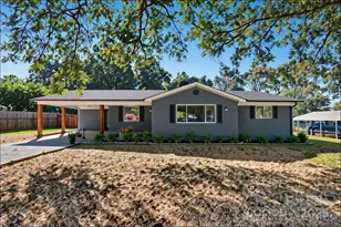 3916 Arvin Dr, Charlotte, NC 28269 - Photo 1