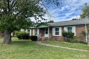 2042 Longdale Dr, Charlotte, NC 28217 - Photo 1