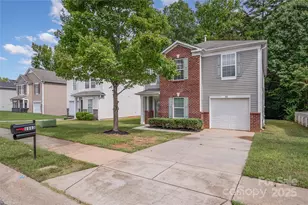 1113 Swearngan Ridge Ct, Charlotte, NC 28216 - Photo 1