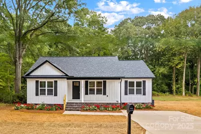 110 White Avenue, Kannapolis, NC 28083 - Photo 1