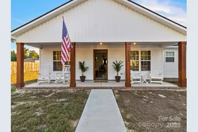 2352 Northcutt Road, Hartsville, SC 29550 - Photo 1