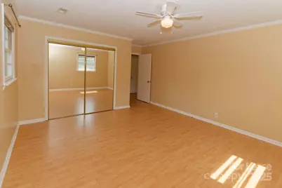 416 W Pine Street, Lincolnton, NC 28092 - Photo 17