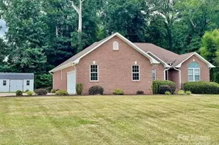 205 Hidden Springs Dr, Salisbury, NC 28147 - Photo 1