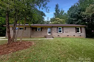 108 Mistywood Dr, Mount Holly, NC 28120 - Photo 1