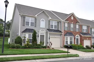 614 Bayou Cir, Lake Wylie, SC 29710 - Photo 1