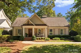 2727 Wintergreen Dr, Charlotte, NC 28211 - Photo 1