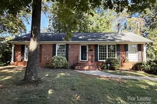 2209 Stonewood Dr, Charlotte, NC 28210 - Photo 1