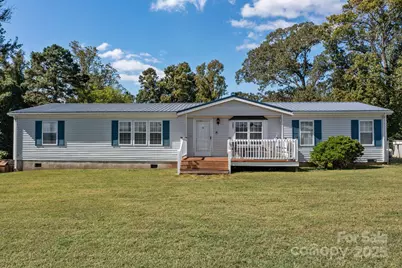 555 Fairmount Road, Statesville, NC 28625 - Photo 1