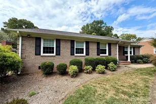 5300 Glenbrier Dr, Charlotte, NC 28212 - Photo 1