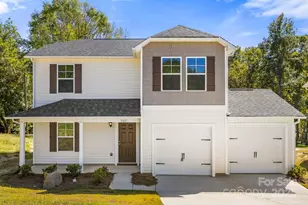 327 Connor St, Lancaster, SC 29720 - Photo 1