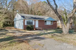 3030 Crawford Ave, Gastonia, NC 28052 - Photo 1