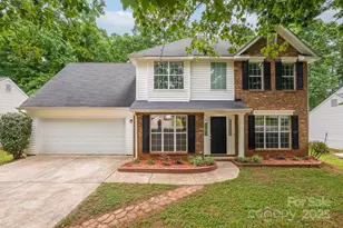 8120 Vermilion Dr, Charlotte, NC 28215 - Photo 1