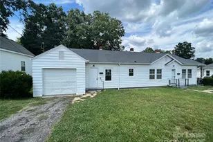 111 E Maryland Ave, Bessemer City, NC 28016 - Photo 1