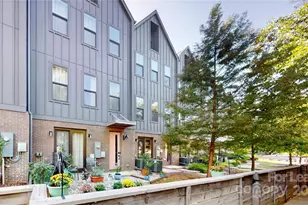 4019 Plaza Row Ct, Charlotte, NC 28205 - Photo 1