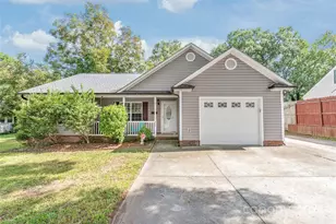608 Fairview St, Kannapolis, NC 28083 - Photo 1