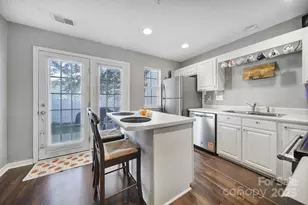 10919 Holly Ridge Blvd, Charlotte, NC 28216 - Photo 1