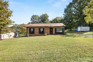 350 Spencer Rd NE, Conover, NC 28613 - Photo 1