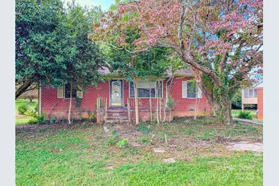 537 N Center Street, Statesville, NC 28677 - Photo 1