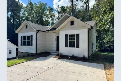 120 S Elm Street, Lowell, NC 28098 - Photo 1