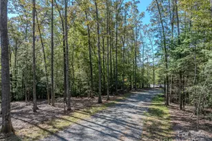 000 Reserve Way Ln, Hendersonville, NC 28739 - Photo 1