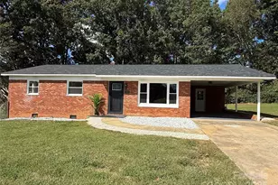 810 Hampton Pl SW, Lenoir, NC 28645 - Photo 1