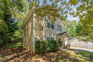 5143 Rosemede Dr, Charlotte, NC 28227 - Photo 1